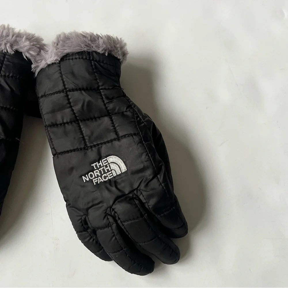 The North Face Mossbud Swirl Fleece Gloves Black Girl's Small Quilted Gorpcore